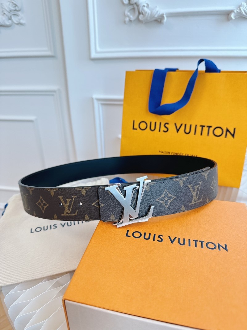 l0vis Vvtt0n belts